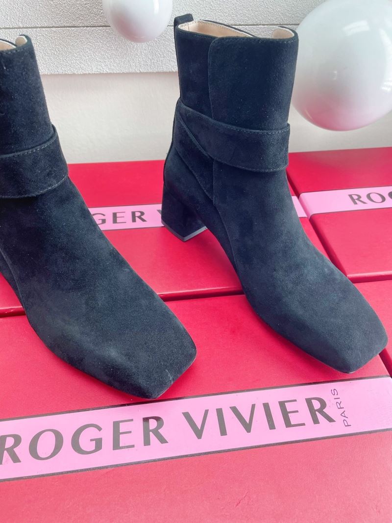 Roger Vivier Boots